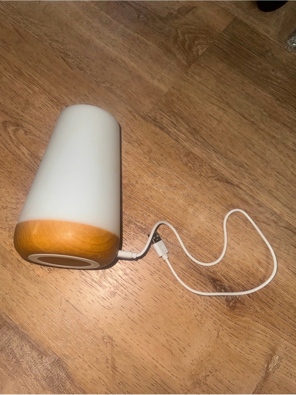 Rechargeable portable LED touch night light